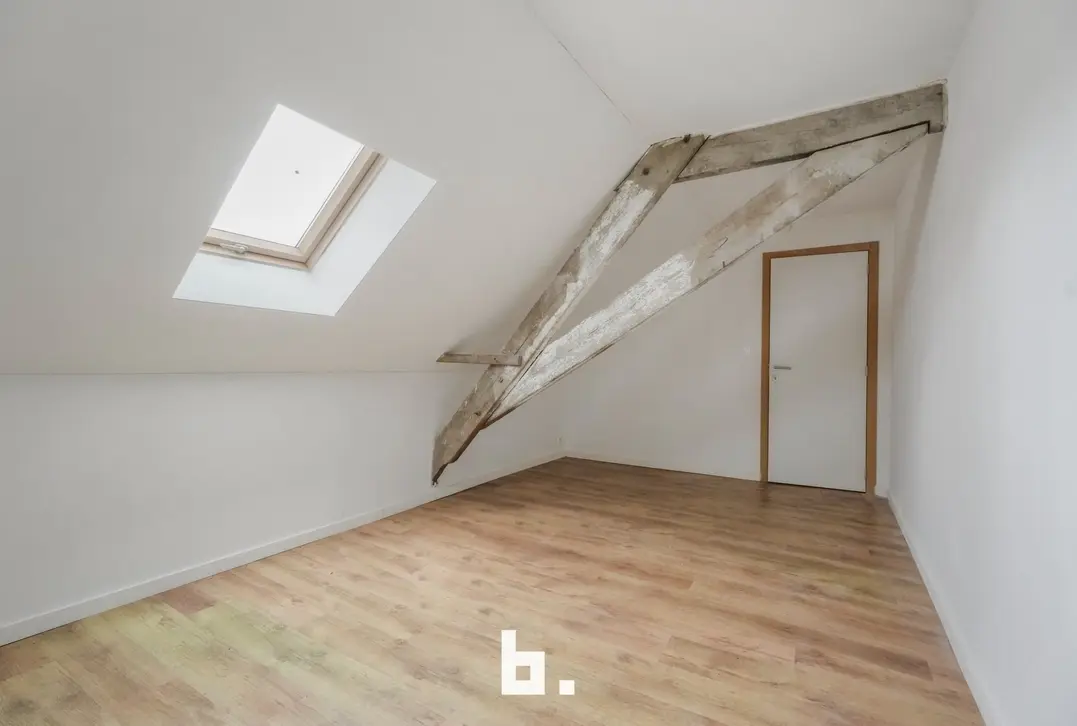 Ruime woning met 5 slaapkamers en stadsterras in het centrum - Wevelgem
