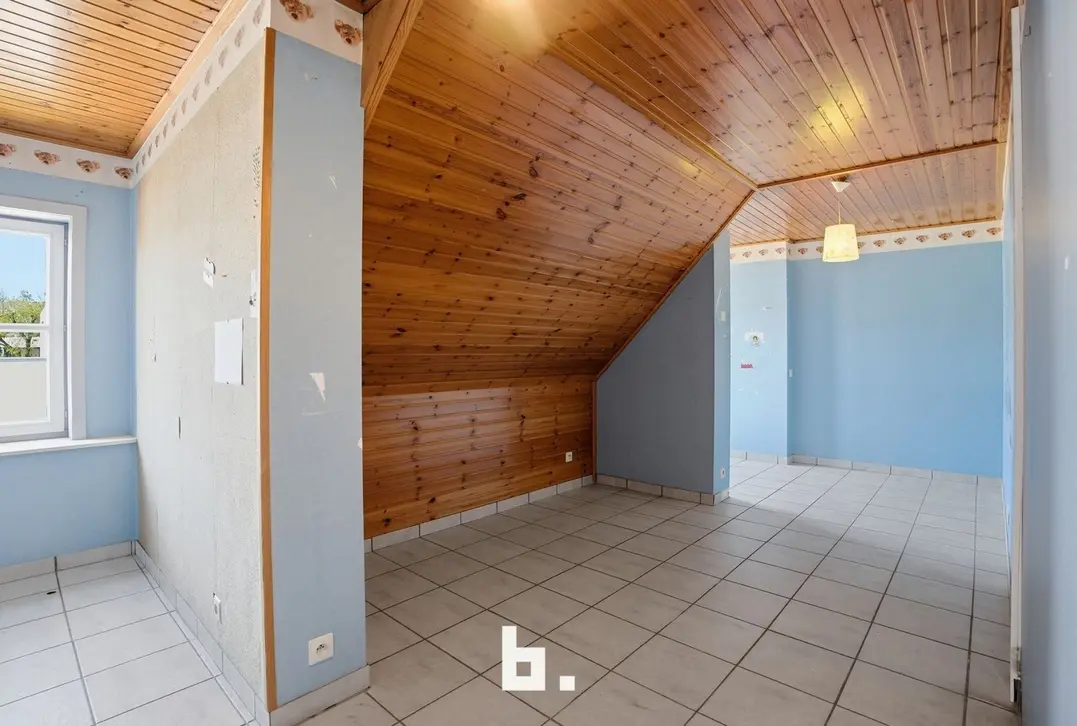 Handelspand met woonst op toplocatie - Moorslede