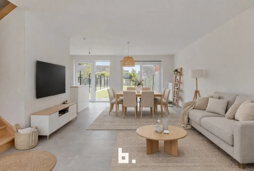 Nieuwbouwwoning in pastorijstijl nabij het centrum - Kortrijk