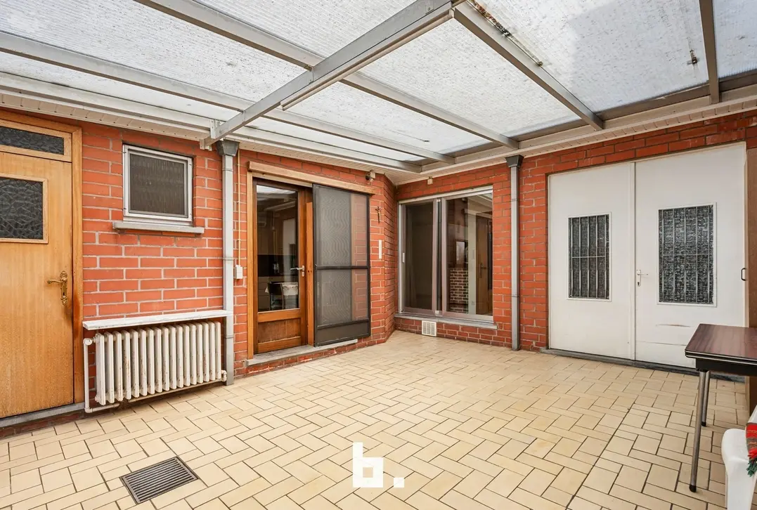 Verrassend ruime gezinswoning met 212 m² bewoonbare oppervlakte op toplocatie in Tielt - Tielt