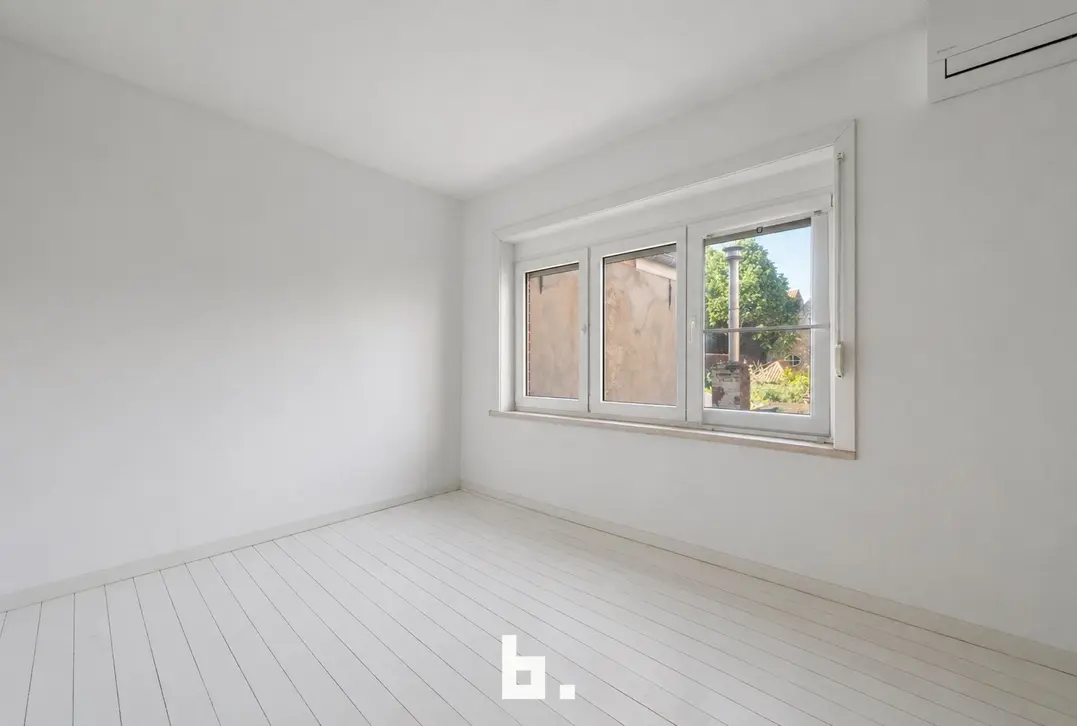 Handelshuis met mooie opbrengst - Brugge