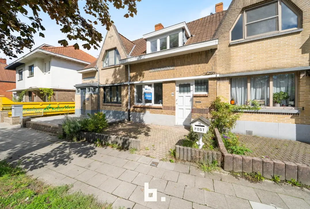 Instapklare woning met charmante tuin i - Brugge