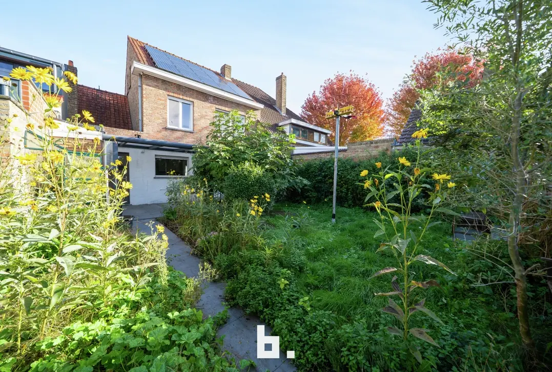 Woning met 3 slaapkamers, tuin en garage op zeer gegeerde ligging. - Sint-Andries
