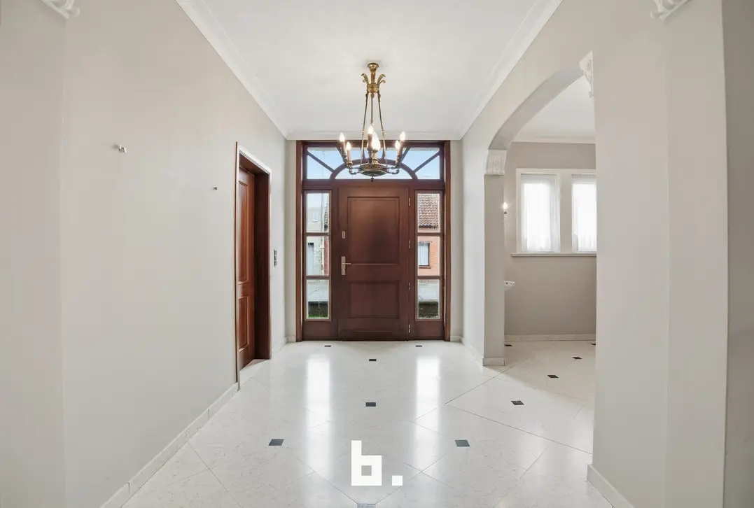 Villa met Loods in Sint-Eloois-Vijve - Waregem