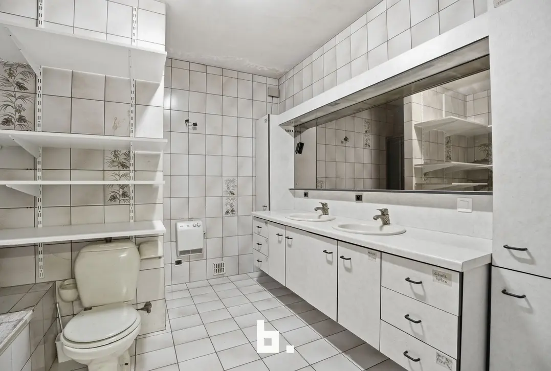 Handelspand met woonst op toplocatie - Moorslede