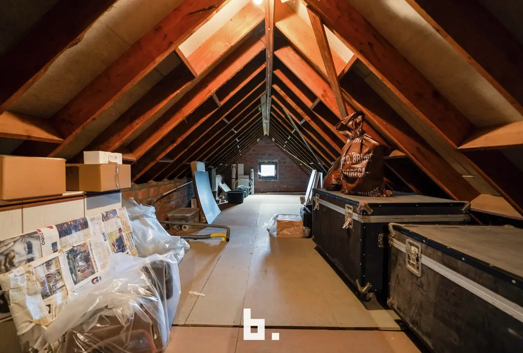 Verrassend ruime villa op uiterst gegeerde locatie in Sint-Andries - Sint-Andries
