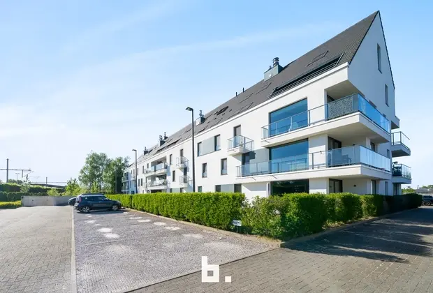 Uitzonderlijk ruim appartement met 2 terrassen - Beernem