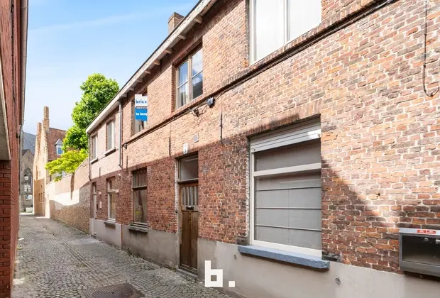 Historische 3 slaapkamer woning in de binnenstad! EPC: 211 - Geen Asbest!  - Brugge