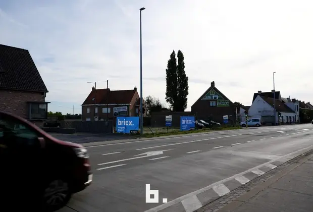 Bouwgrond op strategische locatie te koop in Waregem - Waregem