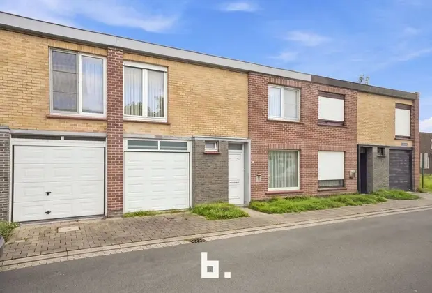 Gezinswoning met tuin in een kindvriendelijke buurt - Roeselare