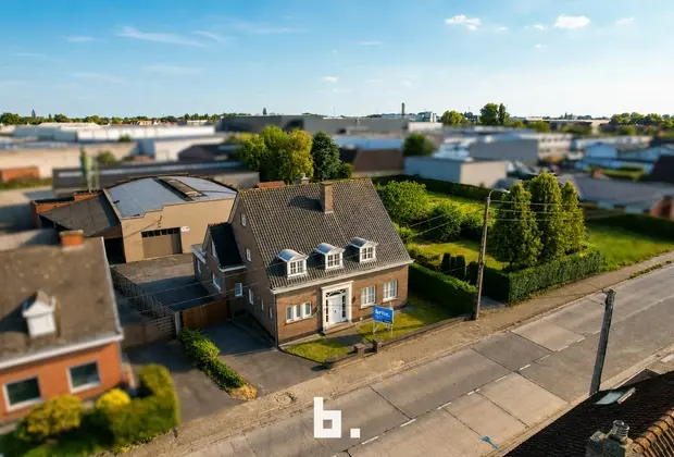 Transvaalstraat 23, 8793 Waregem, villa met loods te koop, huis en loods te koop waregem, loods te koop waregem, bricx vastgoed waregem, immo waregem,