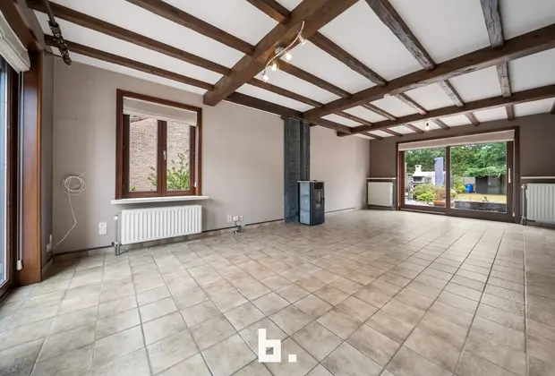Halfopen bebouwing met 3 slaapkamers en garage op Topligging! - Sint-Andries
