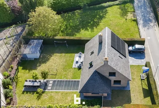 Uiterst zeldzaam vastgoed op unieke locatie te Jabbeke! - Jabbeke