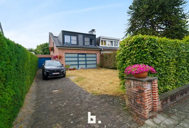 Halfopen woning op een zeer leuke ligging! - Sint-Andries