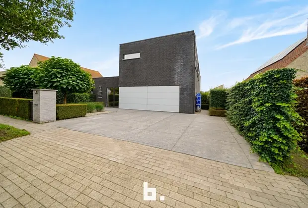 Villa met 3 slaapkamers, tuin en garage in Jabbeke - Jabbeke