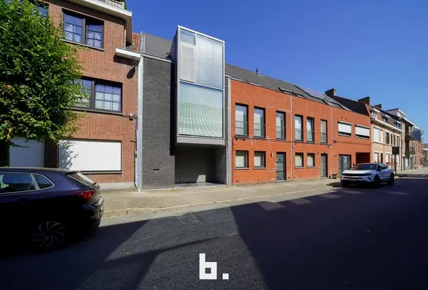 Ruime woning te huur op toplocatie in Sint-Andries - Sint-Andries