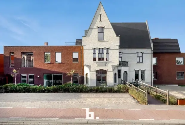 Ruim en energiezuinig nieuwbouwappartement met terras en dubbele autostaanplaats! - Moorslede