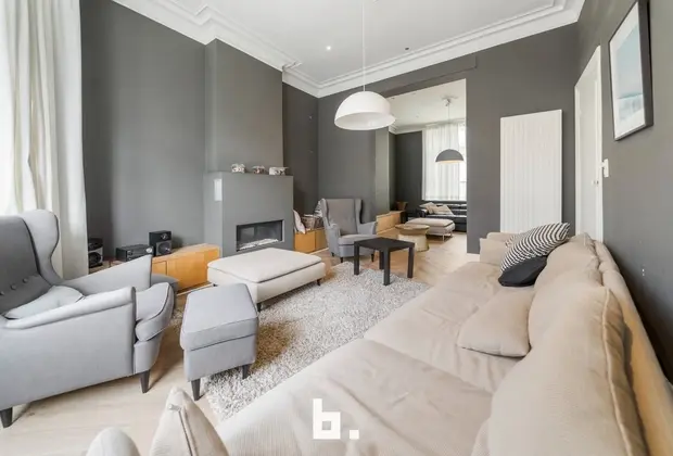 Uniek art deco herenhuis met 5 slaapkamers, 4 badkamers en 2 terrassen - Oostende
