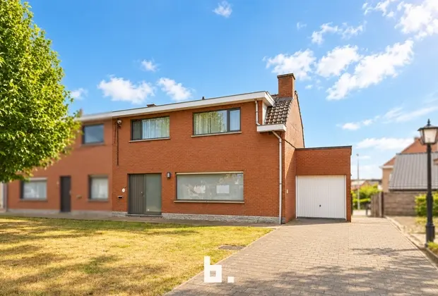 Instapklare woning op topligging in Menen! - Menen