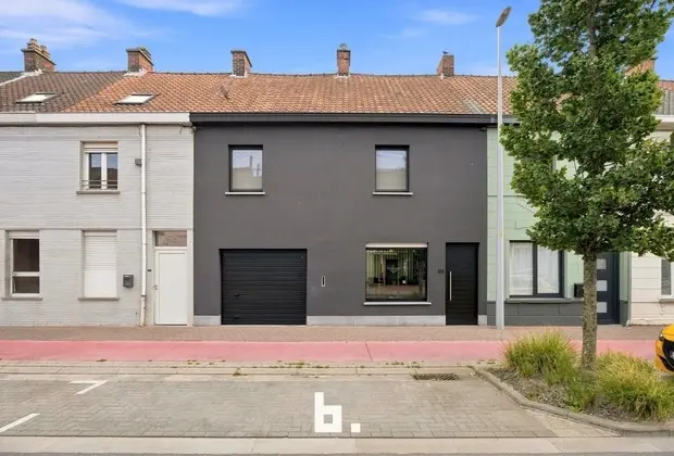 Instapklare woning met 4 slaapkamers in Roeselare!  - Roeselare