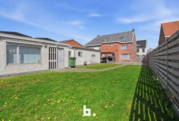 Halfopen woning te koop Zulte